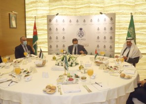 سفارة المملكة في الأردن تعقد مائدة مستديرة ناقشت أبرز القضايا المزمعة على جدول أعمال قمة العشرين