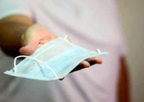 الصحة: 665 مخالفة عدم لبس الكمامة والتباعد الجسدي في المنشآت الصحية