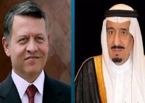 خادم الحرمين الشريفين يتلقى اتصالاً هاتفياً من ملك الأردن