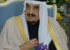 بالفيديو: مواطن يسأل الملك فهد عن كيفية اختيار أعضاء مجلس الشورى من بين المواطنين .. هكذا كان رده!