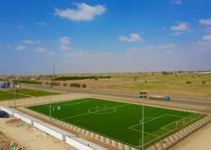 مركز عتود يشكل نقطة جذبٍ سياحي بشواطئه البكر وكثبانه الرملية