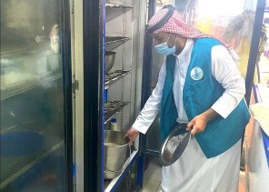 أمانة الشرقية تنفذ 449 جولة رقابية وترصد 11 مخالفة للإجراءات الاحترازية في الأسواق والمراكز التجارية أمس الأربعاء