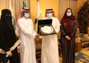 “حياتنا” تقدم خدماتها لمستفيدي جمعية كفيف