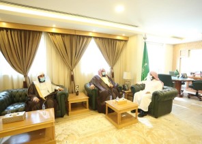 مدير عام فرع وزارة الشؤون الإسلامية بالقصيم يلتقي الشيخ عبدالله الشابانات