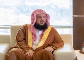 بالفيديو: حكم من لم يدرك من صلاة الجمعة إلا التشهد؟ .. السليمان يجيب!