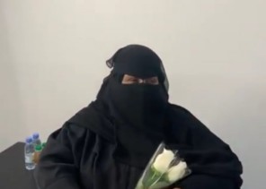 بالفيديو: أول مواطنة أخذت تطعيم كورونا تكشف عن ما شعرت به بعد تلقي التطعيم