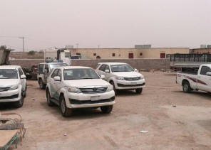 بالفيديو: لحظة ضبط مستودع تستغله عمالة مخالفة للغش في تصنيع الفحم بالرياض