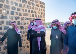 ضمن مشروع “محمد بن سلمان لتطوير المساجد التاريخية” .. الأمير فيصل بن نواف يقف على مسجد الحديثة التاريخي بعد ترميمه وتأهيله