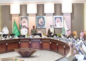 سمو أمير منطقة جازان يرأس الاجتماع الدوري الأول للمحافظين ..