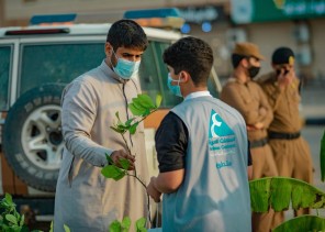 ” احياء رابغ خضراء” .. مبادرة لتنمية الغطاء النباتي واظهار الجانب الجمالي بالمحافظة
