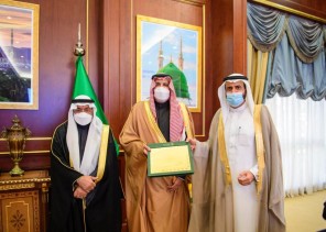 أمير منطقة المدينة يستقبل وزير الصحة وعدد من قيادات الوزارة