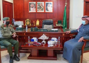 محافظ دومة الجندل يستقبل مدير جوازات المنطقة