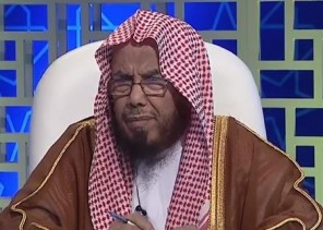 هل الخصومة بين الأقارب من قطيعة الرحم؟ “المطلق” يجيب (فيديو)