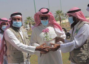 العقيلي يفتتح أسبوع البيئة بمركز العالية