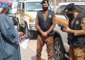 شرطة منطقة الجوف تتابع تطبيق الإجراءات الاحترازية