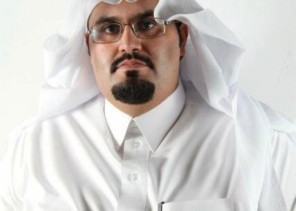 طلاب وطالبات المرحلة المتوسطة والثانوية يلتحقون عن بعد بالابتدائية في اختبارات الفصل الدراسي الثاني.