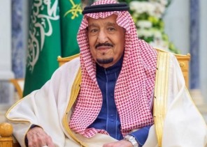 خادم الحرمين يغرد على تويتر: نحمد الله أن بلّغنا شهر رمضان المبارك