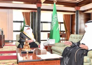 أمير تبوك يطلع على تقرير الاختبارات عن بُعد لمدارس المنطقة