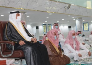 بتكلفة أكثر من خمسة ملايين ريال…محافظ صامطة يفتتح جامع معاذ بن جبل رضي الله عنه