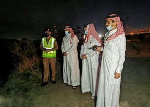 محافظ ضمد يقف على مجاري السيول بالمحافظة ومركز الشقيري ويؤكد على رفع الجاهزية