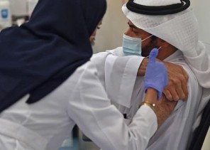 بالفيديو .. “استشاري” يتوقع أن تكون جرعات لقاح كورونا سنوية لهذا السبب!