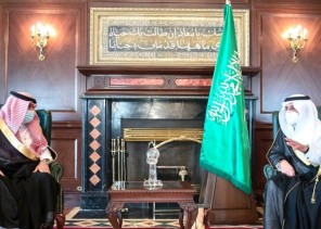 أمير تبوك يستقبل وزير التجارة وزير الإعلام المكلف