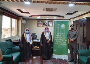 الأمر بالمعروف تعرض محتوى حملة (ربِّ اجعل هذا البلد آمناً) في شرطة المجمعة