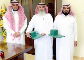 م. الفضلي يكرم المتقاعدين في «البيئة والمياه والزراعة بأملج»