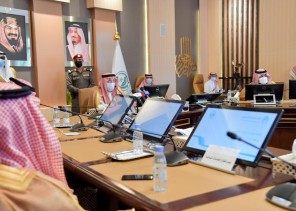 سمو أمير منطقة جازان وبحضور سمو نائبه يرأس اجتماع اللجنة التنفيذية للإسكان التنموي بالمنطقة ..