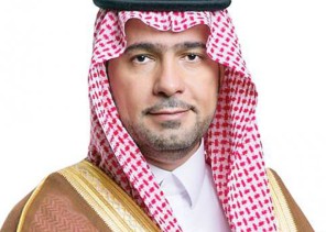 وزير الشؤون البلدية والقروية والإسكان يهنئ القيادة بنجاح موسم الحج