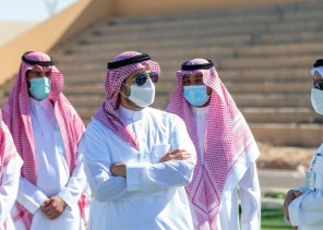 سمو أمير منطقة الجوف يقف على مشروع نادي القريات الرياضي