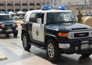 القبض على مواطن ظهر في مقطع بسلوكيات وألفاظ تتنافى مع الآداب العامة بالرياض