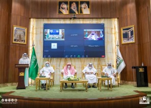 من بينهم سيدتين تم تعينهم مساعدتين للرئيس العام .. السديس يعلن الهيكلة الجديدة لرئاسة الحرمين