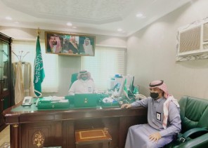 محافظ فيفاء يدشن المركز الإعلامي بفيفاء ويعتمد الحسابات على شبكات التواصل الاجتماعي