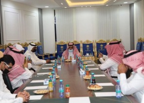 رئيس بلدية القريات يدشن اللقاء الاول للمتطوعين في مبادرة ازالة التشوة البصري