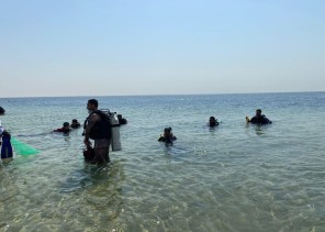 أمانة الشرقية: أكثر من ١٣٠ غواص يشاركون بتنظيف أعماق عدد من شواطئ المنطقة ضمن برنامج” إماطة”