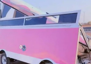 تعرض فتاة تمتلك عربة فود ترك لحادث مروع .. وتوجيه عاجل من أمير منطقة حائل – فيديو