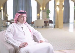 ابن الشهيد الرئيس رقباء سالم بن مهدي الشهري يبدي فخره واعتزازه لاستشهاد والده في سبيل الدفاع عن الوطن