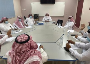 مدير التعليم بصوير يعتمد الخطة التشغيلية لمدارس القطاع