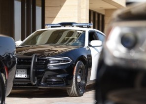 الجهات الأمنية بمحافظة بقيق تتمكن من استرداد مبلغ مالي من مقيم هندي