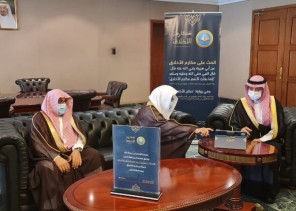 محافظ الخبر يطلق فعاليات حملة ” مكارم الأخلاق