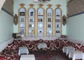 يبلغ مساحته 5000 متر مربع ويستقبل زوار من المملكة والخليج .. الكشف عن أهم معالم متحف الشريف بـ”الطائف”