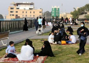 تخفيف الإجراءات والعودة للحياة الطبيعية.. احتفاء كبير في “تويتر” بالعديد من الوسوم