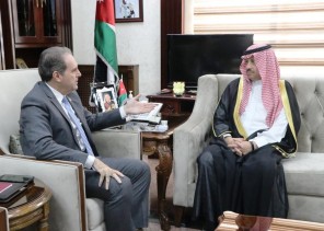 وزارة الصحة تستلم المنحة السعودية من الأوكسجين الطبي