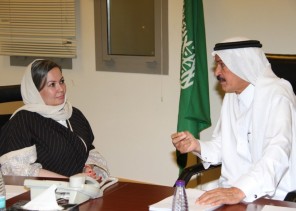 الرئيس التنفيذي للهيئة العامة للإعلام المرئي يدشن أعمال وفعاليات “الصالون الإعلامي”