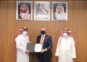 بحضور نائب وزير “البلدية والإسكان”.. تسليم “روشن” رخصة البيع على الخارطة لأول مشاريعها بالرياض