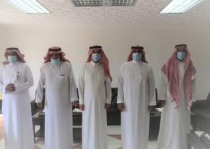 لمناقشة عدد من المقترحات التي تخدم الفئات المستحقة .. محافظ النبهانية يستقبل وكيل وزارة الشؤون البلدية للإسكان التنموي