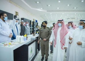 العماني يفتتح فعاليات مهرجان “بازار رفحاء الأول”