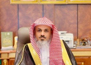 مدير عام فرع الرئاسة العامة لهيئة الأمر بالمعروف بالمنطقة الشرقية يهنئ خادم الحرمين الشريفين بمناسبة الذكرى السابعة لتولي مقامه مقاليد الحكم