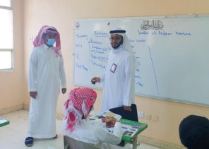 “الجوحلي”مشرف اللغة الانجليزية بتعليم صبيا يزور مجمع آل مشحنة بالريث